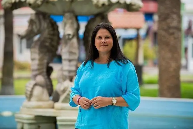 Esther-Hern&aacute;ndez