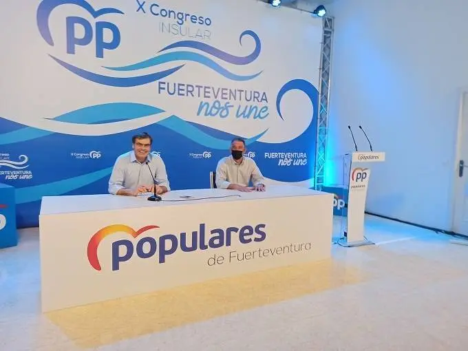 Fernando Ense&ntilde;at y Claudio Guti&eacute;rrez