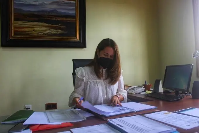 Lola Garc&iacute;a en su despacho