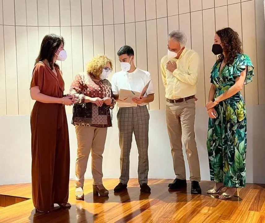Momento de la reuni&oacute;n (1)