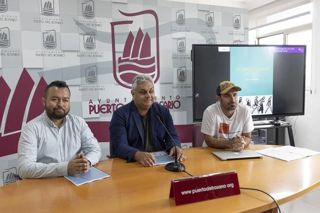 FOTO Presentaci&oacute;n PRIMER Plan de JUventud de Puerto del Rosario 1