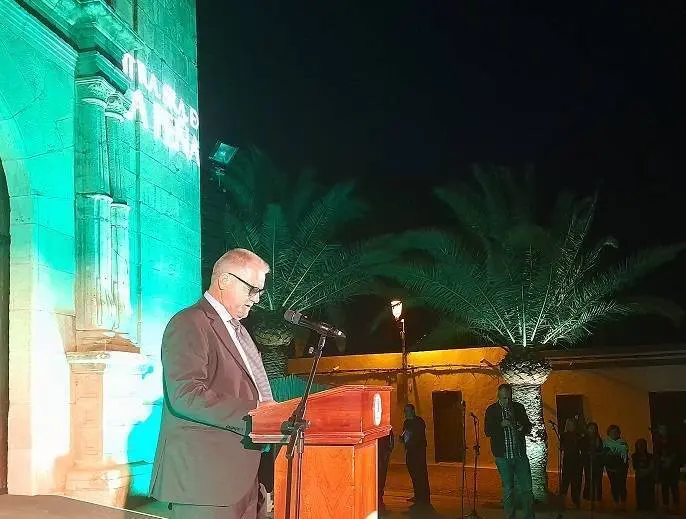 Tero Brito en el preg&oacute;n