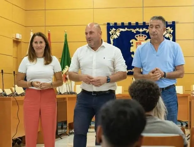 Imagen de archivo de Lola Garc&iacute;a, Sergio Lloret y Claudio Guti&eacute;rrez (1)