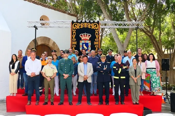 Homenaje P&aacute;jara vdas