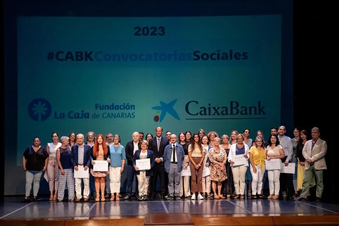 Foto de familia Convocatoria de Acci&oacute;n Social 2023