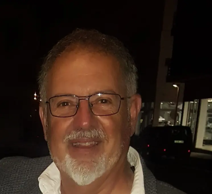 Enrique Mart&iacute;nez