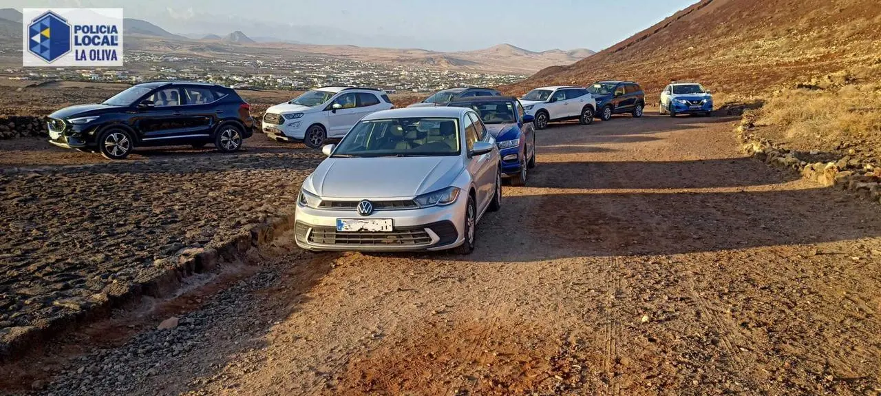 Coches en el Calder&oacute;n Hondo (2)