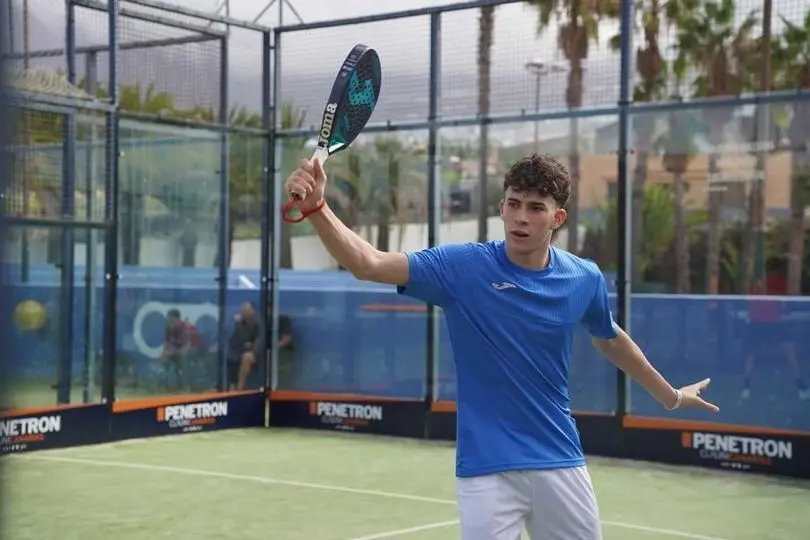 Tom&aacute;s padel