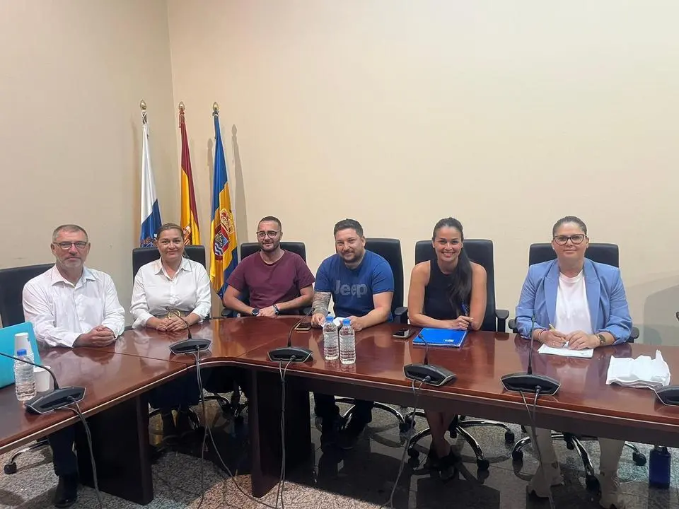 Grupo PP TUINEJE pleno