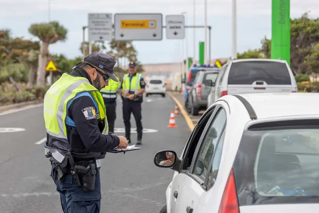 IMAGEN - control rutinario Polic&iacute;a Local