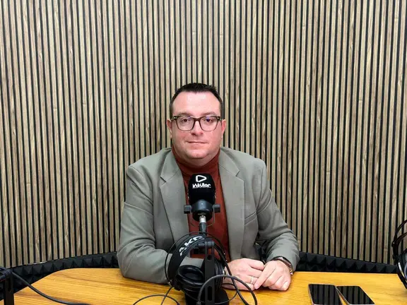 D360957A-6F5D-4C54-A1EB-0882AA764E65