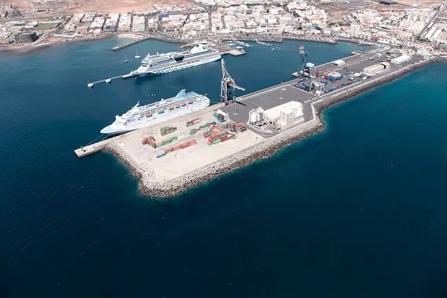 MUELLE PUERTO DEL ROSARIO