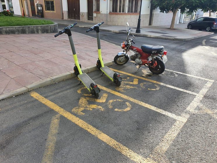 Puerto del Rosario retirará los patinetes eléctricos de alquiler que invadan aceras y aparcamientos