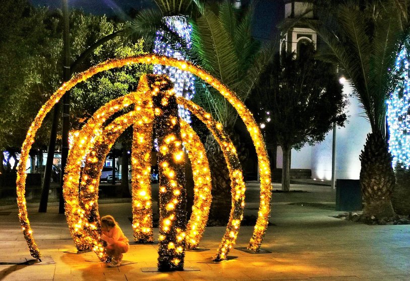 Luces de Navidad en la plaza de Antigua (1)