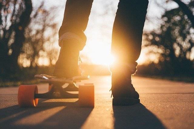 skateboard-1869727_640