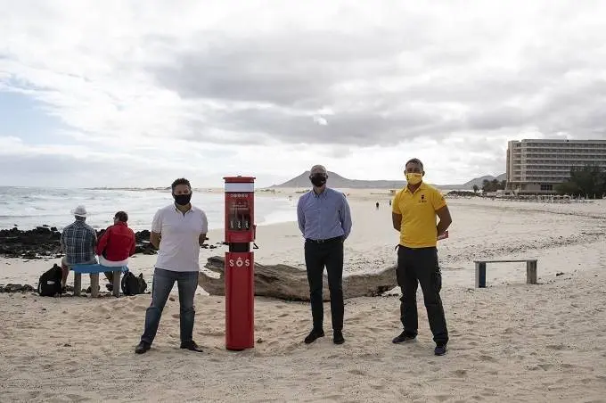 totems de seguridad en Grandes Playas