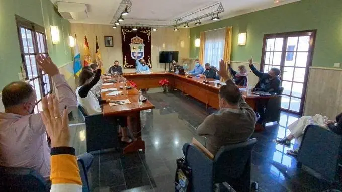 Pleno de La Oliva