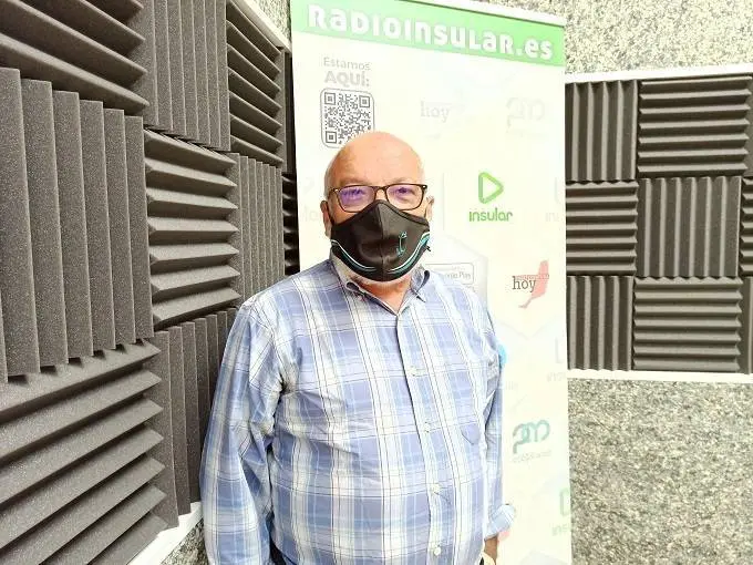 Tony Gallardo en Radio Insular