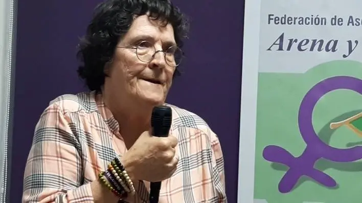 Lorenza Machin en la Biblioteca Feminista de Arena y Laurisilva