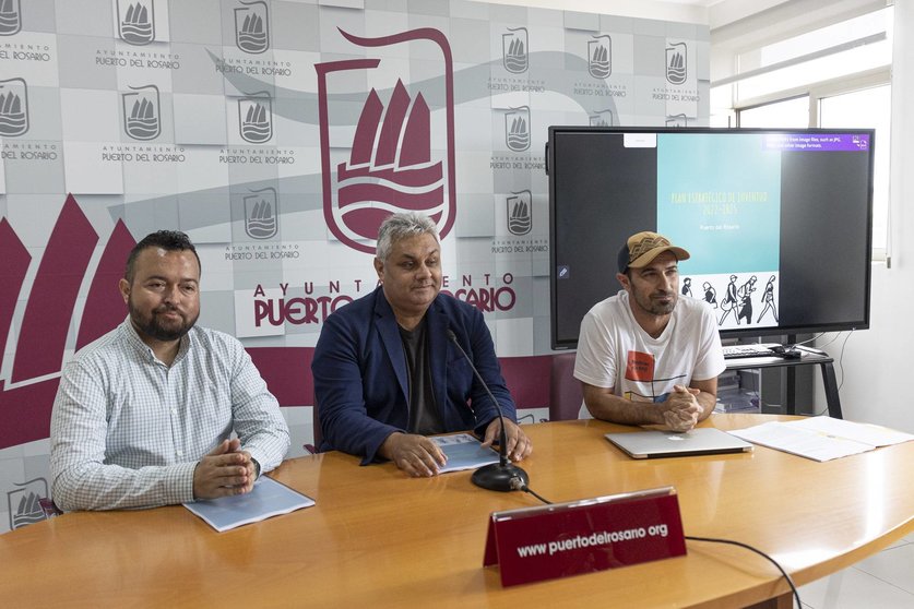 FOTO Presentación PRIMER Plan de JUventud de Puerto del Rosario 1