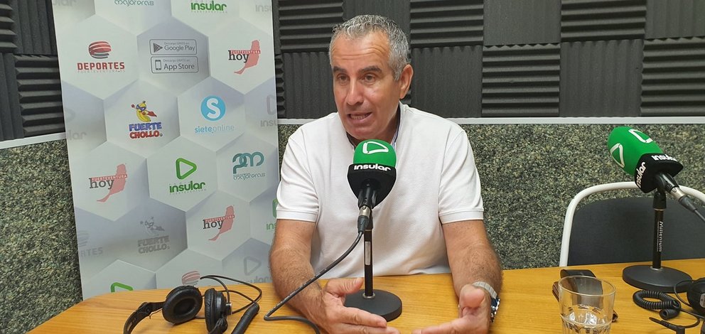 Mario Cabrera en Radio Insular