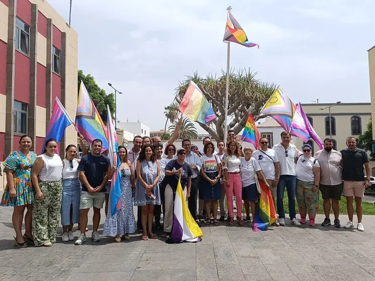 Bandera Arco Iris Puerto del Rosario