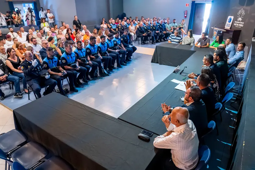 Toma de posesión policías 1