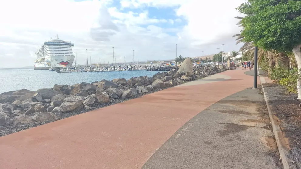 paseo marítimo puerto