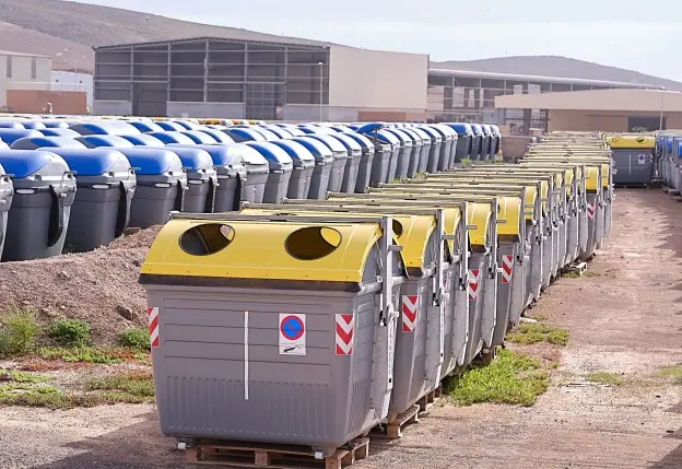 contenedores de reciclaje del Cabildo de Fuerteventura