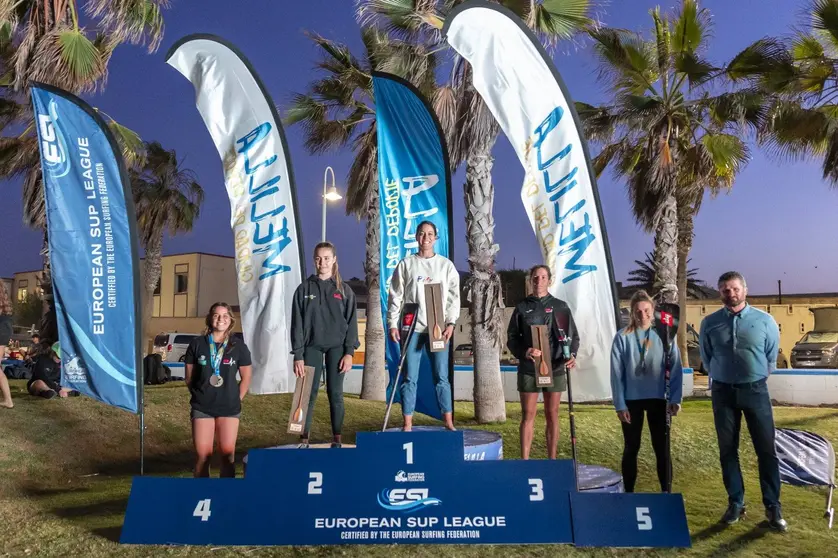 podium alba 2 (2)