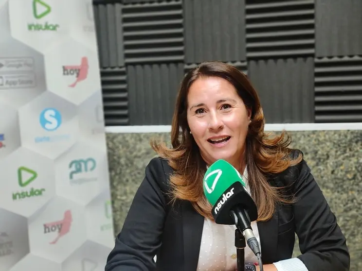 lola Garc&iacute;a de frente