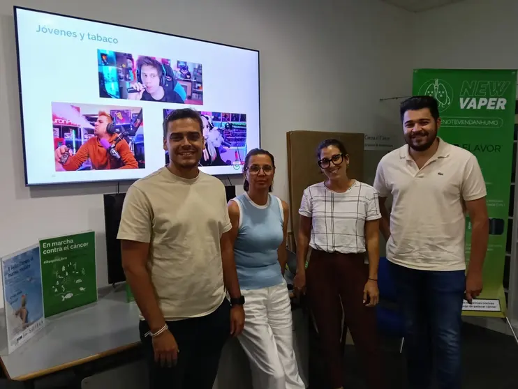 Reunion asociación contra el cáncer
