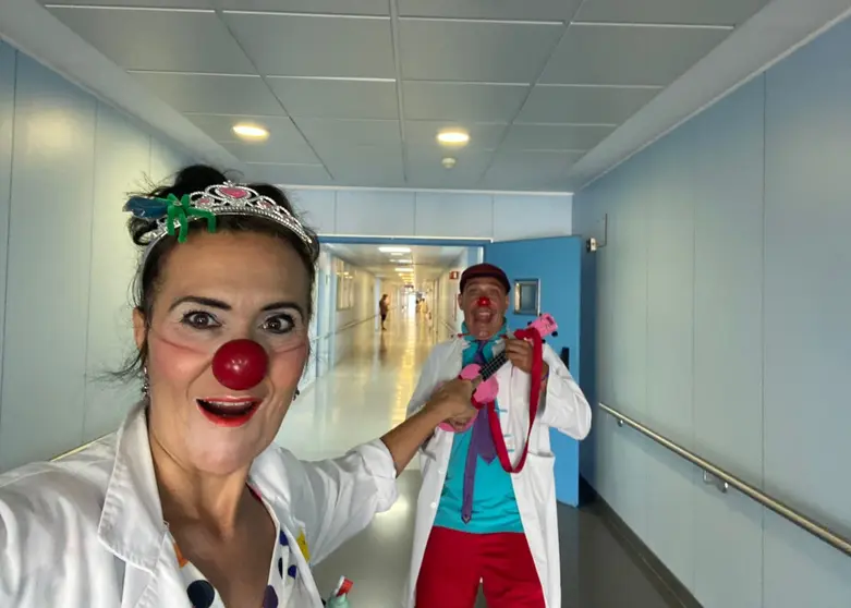 Payasos en el hospital con Leonor y Nico