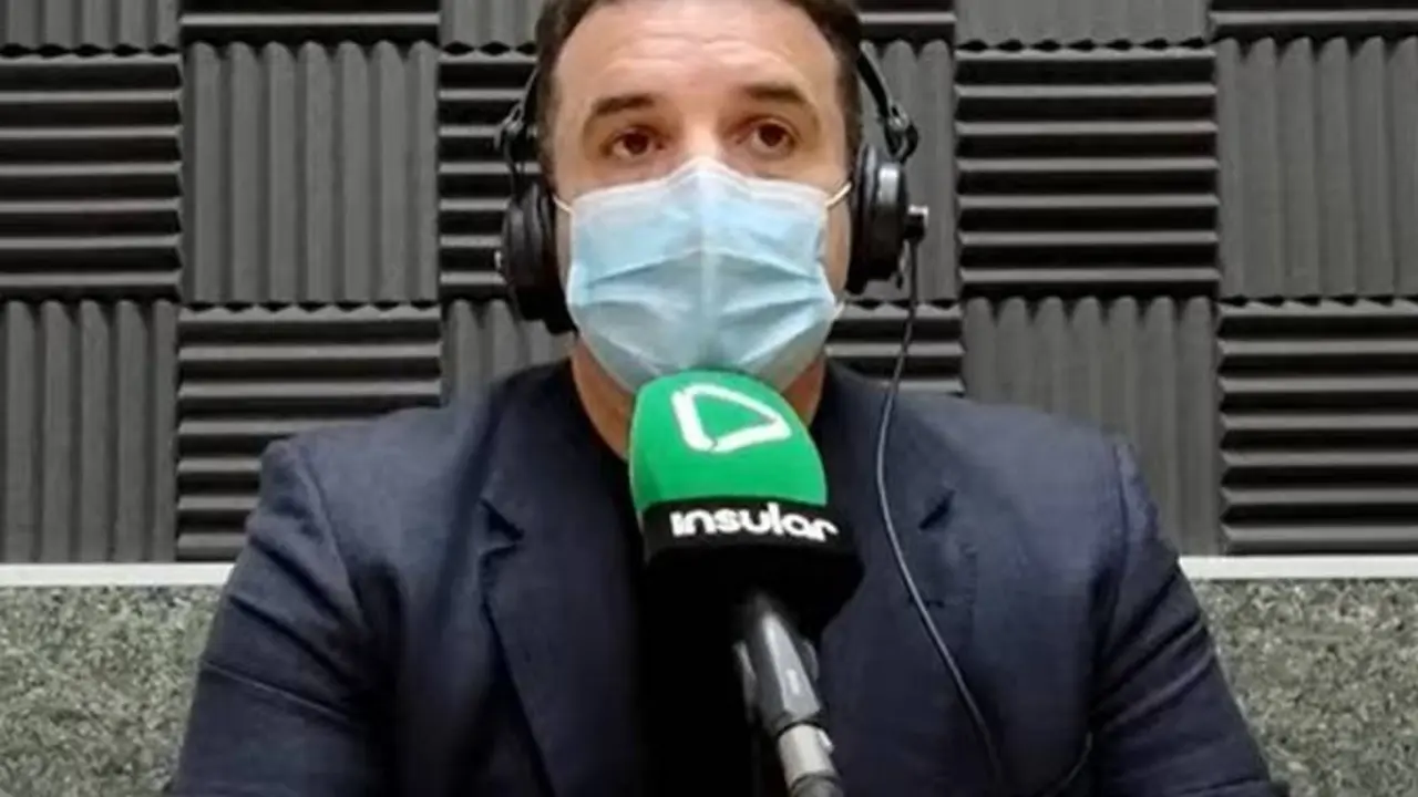 Pastor Angel Radio Insular