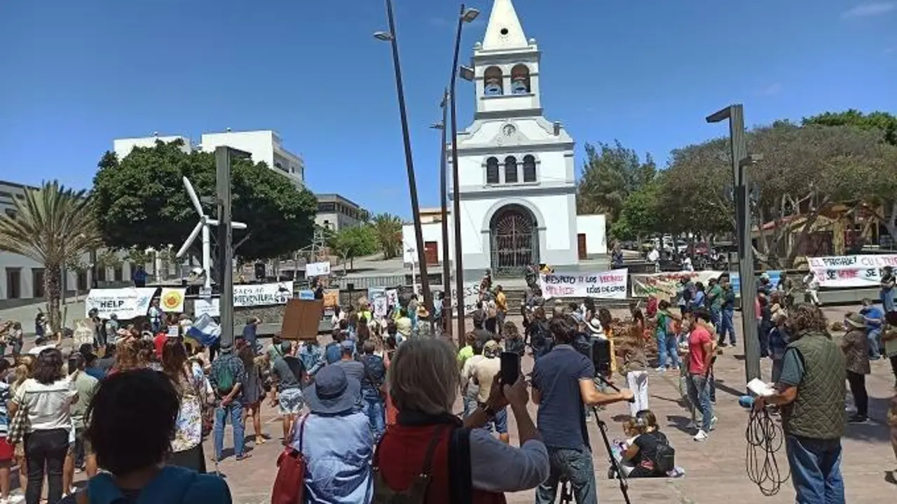 concentraci&oacute;n contra la dispersi&oacute;n de las energ&iacute;as renovables