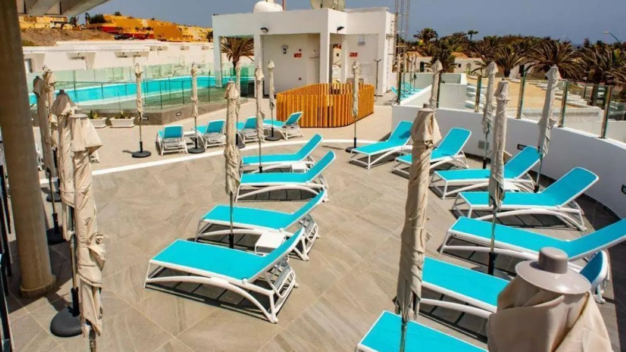 Hotel TAIMAR.piscina