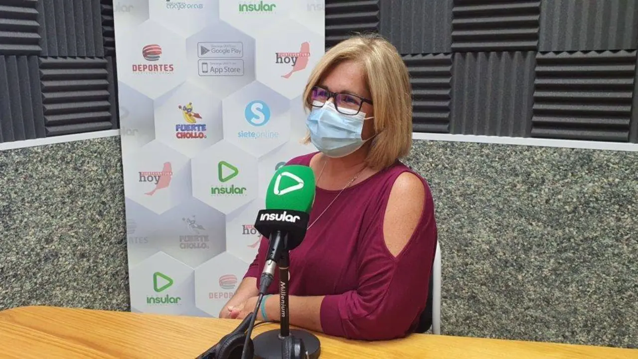 Grimi Gonz&aacute;lez en Radio Insular