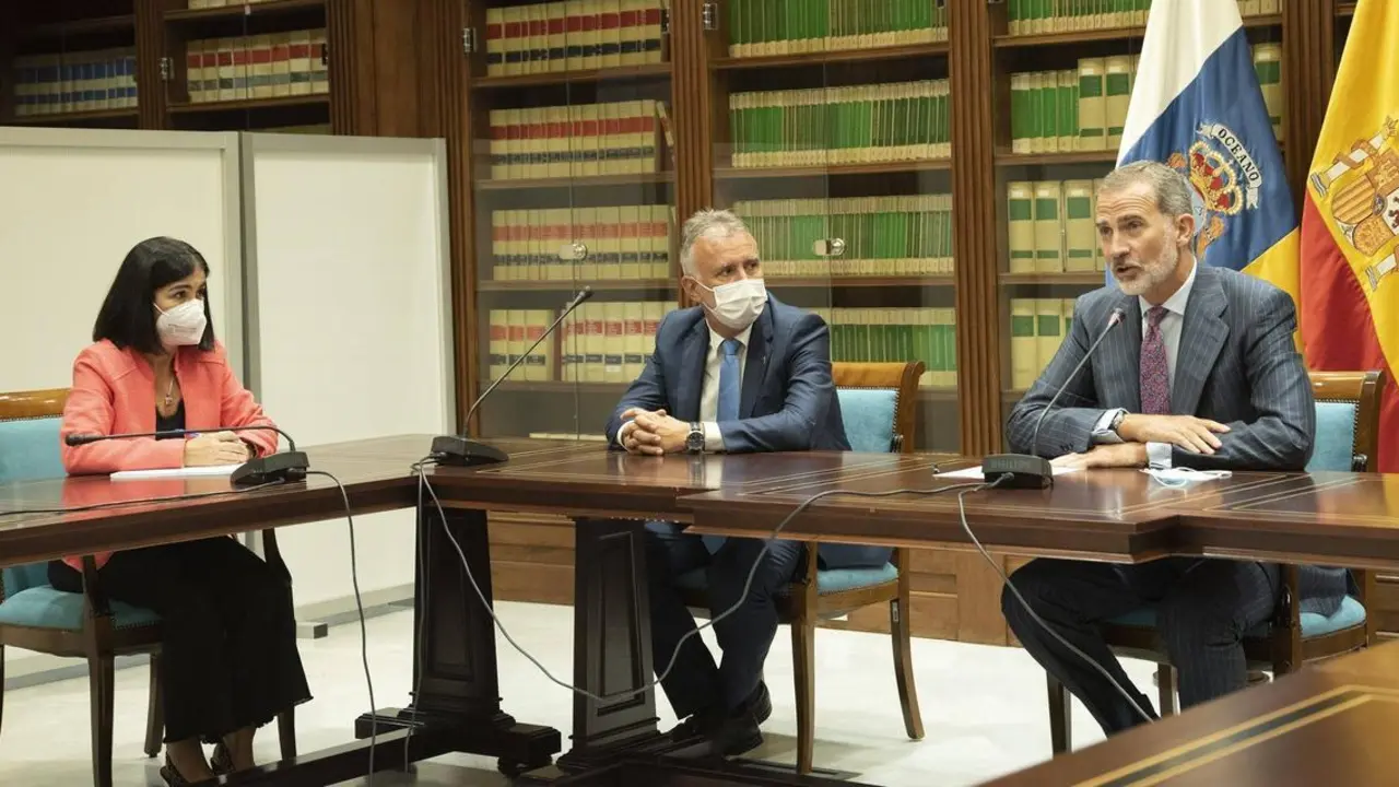 Darias, Torres y SM El Rey Felipe VI