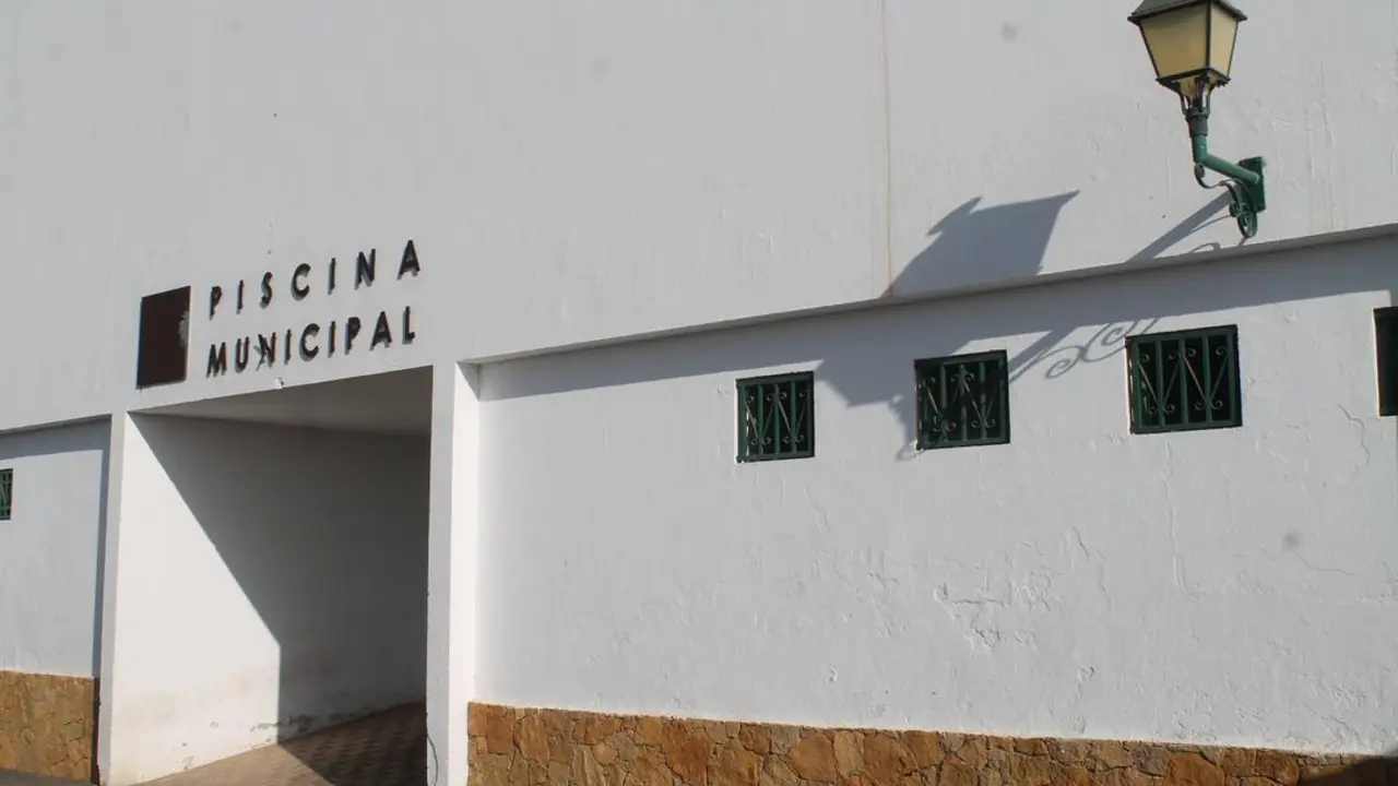 PISCINA MUNICIPAL