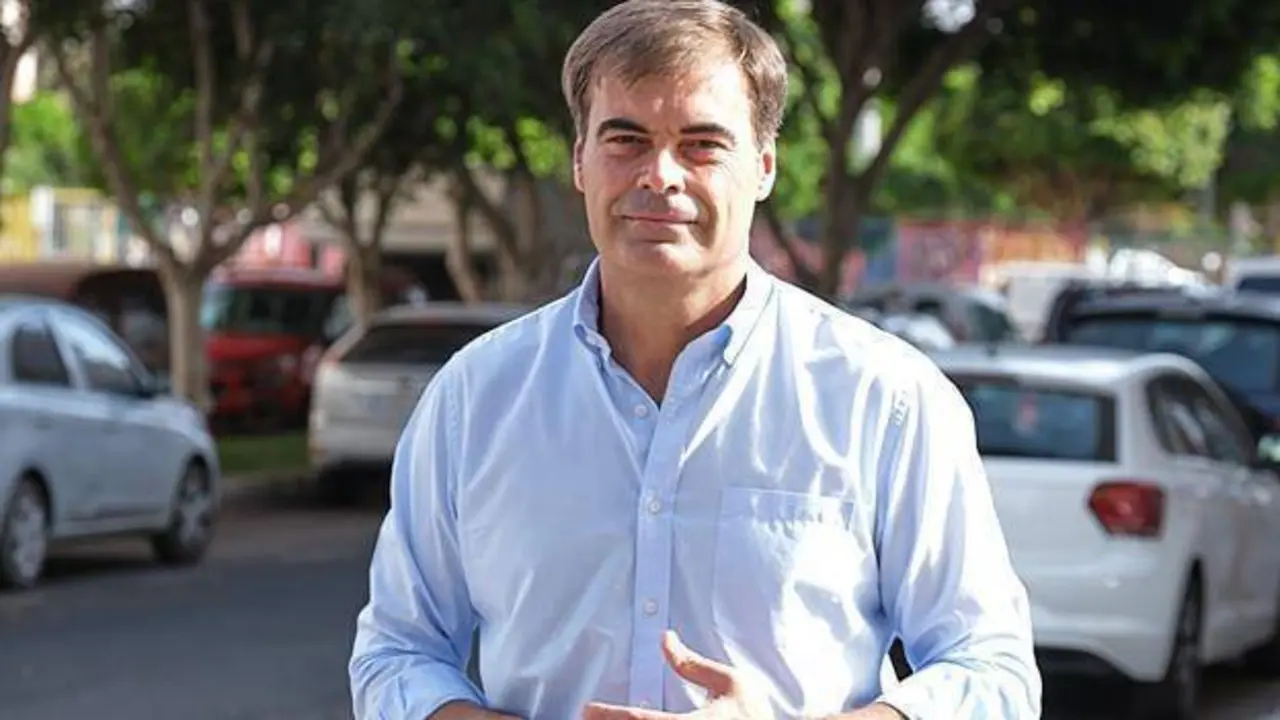 Fernando Ense&ntilde;at NP Dique