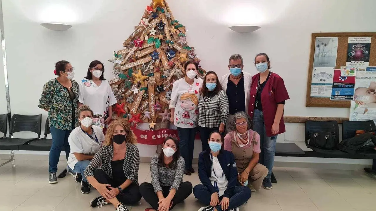 CUIDADORES-AS Y &Aacute;RBOL DEL CUIDADO - NAVIDAD - CENTRO SALUD II AR&Iacute;STIDES