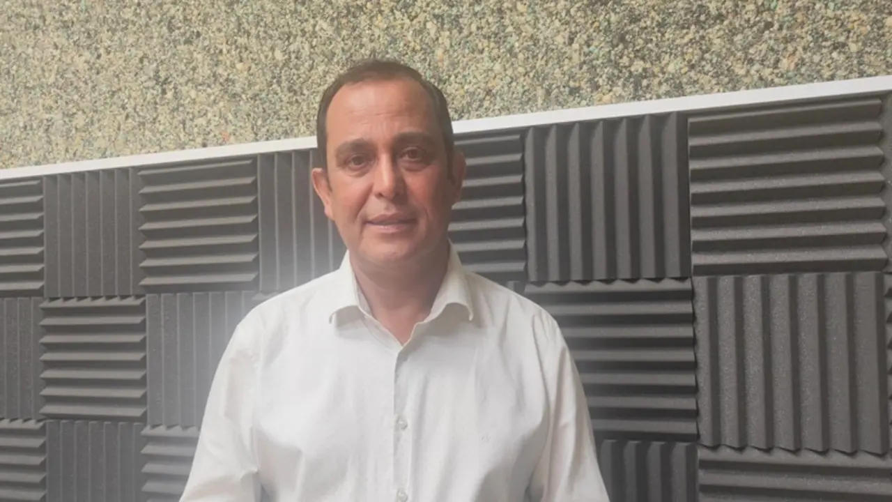 Blas Acosta en la radio