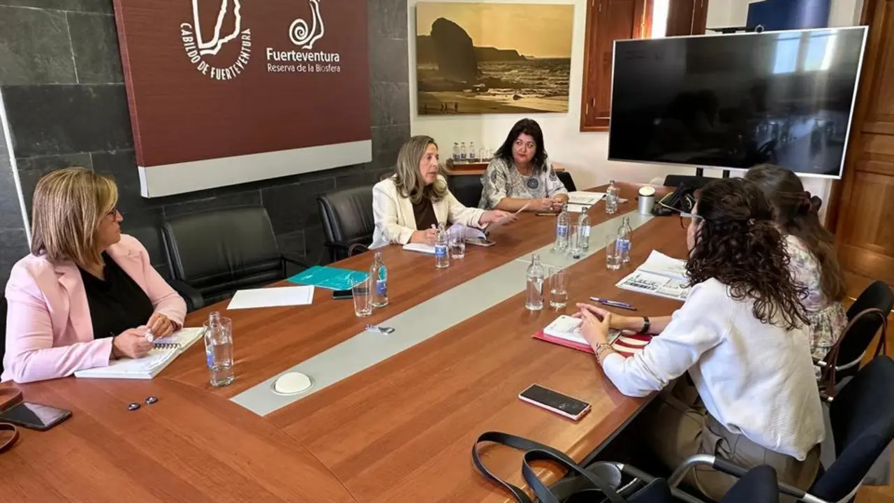 reuni&oacute;n c&aacute;mara comercio