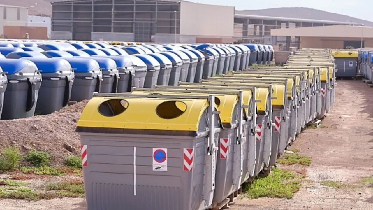 contenedores de reciclaje del Cabildo de Fuerteventura
