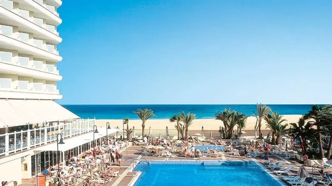Oliva Beach 22