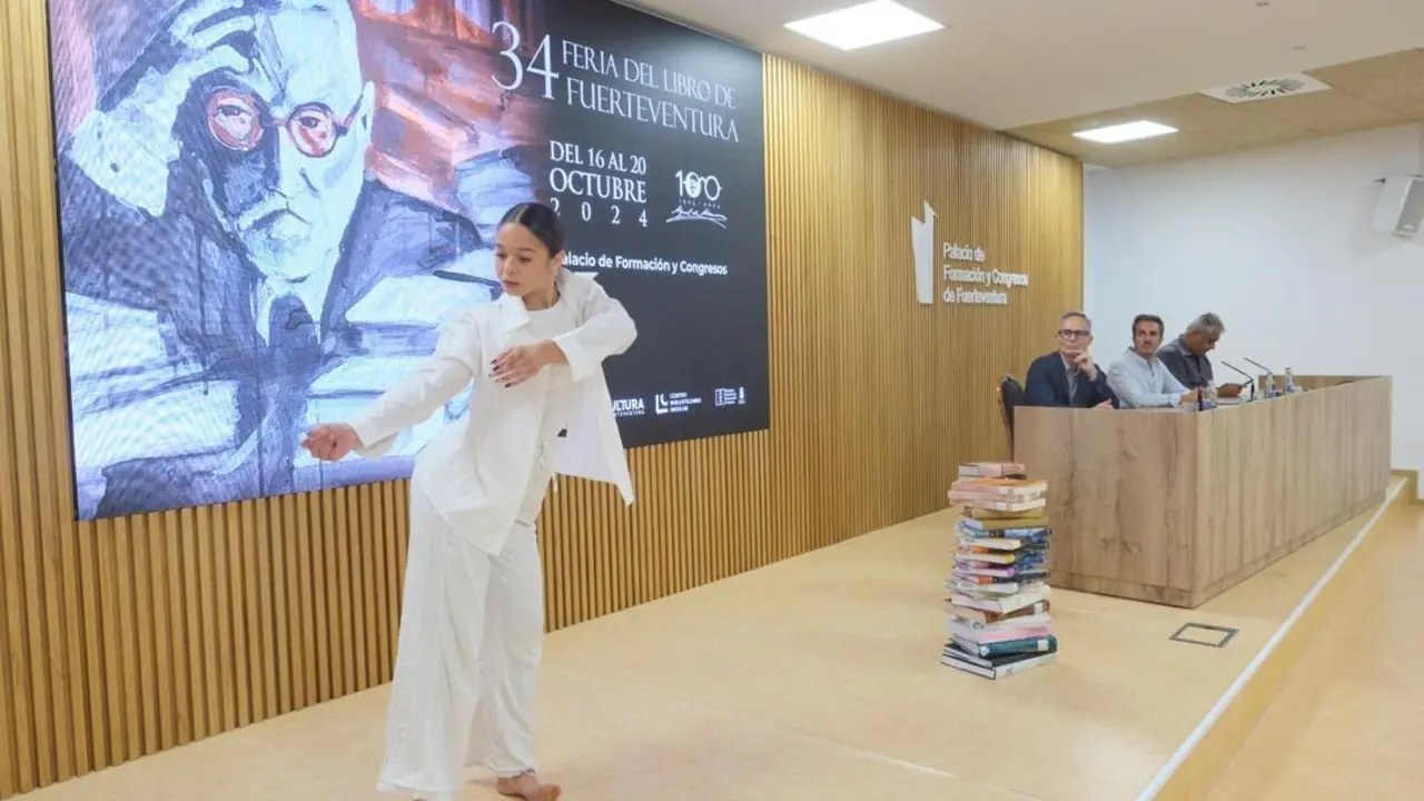 Presentaci&oacute;n Feria del Libro 2024 (2)