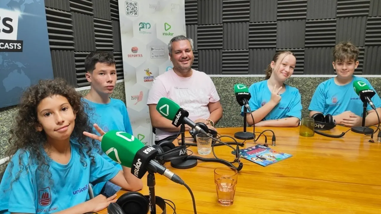 Cathaysa, Erick, C&eacute;sar, Holly y Asier