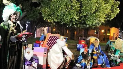 Sus Majestades Reyes Magos en su visita a Antigua 2020