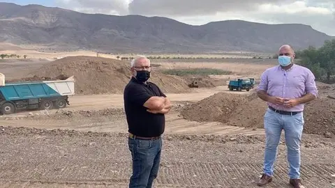 Cerdeña y LLoret (dcha)