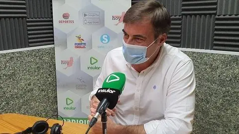 Fernando Enseñat en Radio Insular